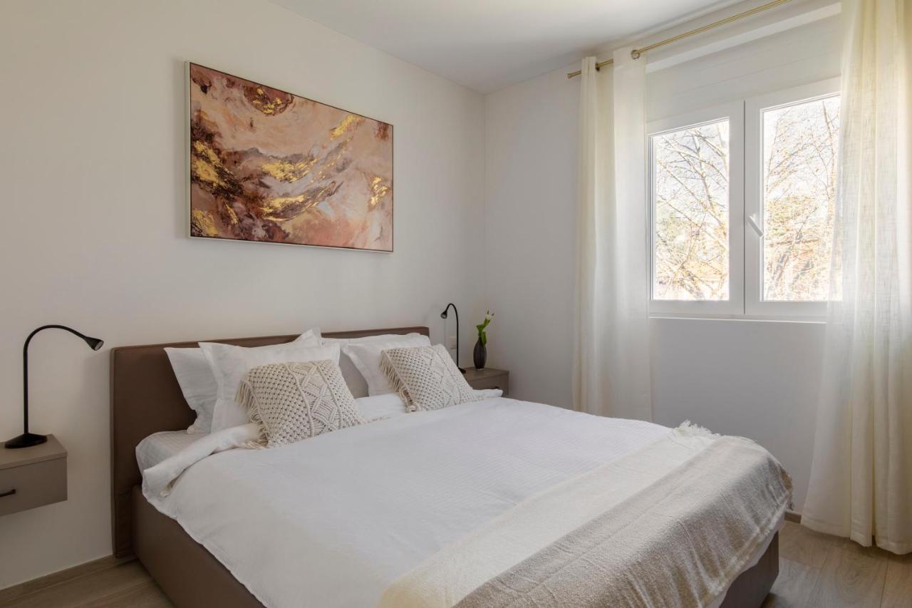 Lugano Superior Suites - Free Parking Exterior foto